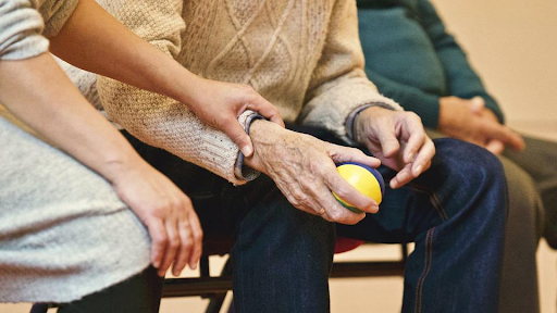 Seis coisas que todo cuidador de paciente com câncer precisa