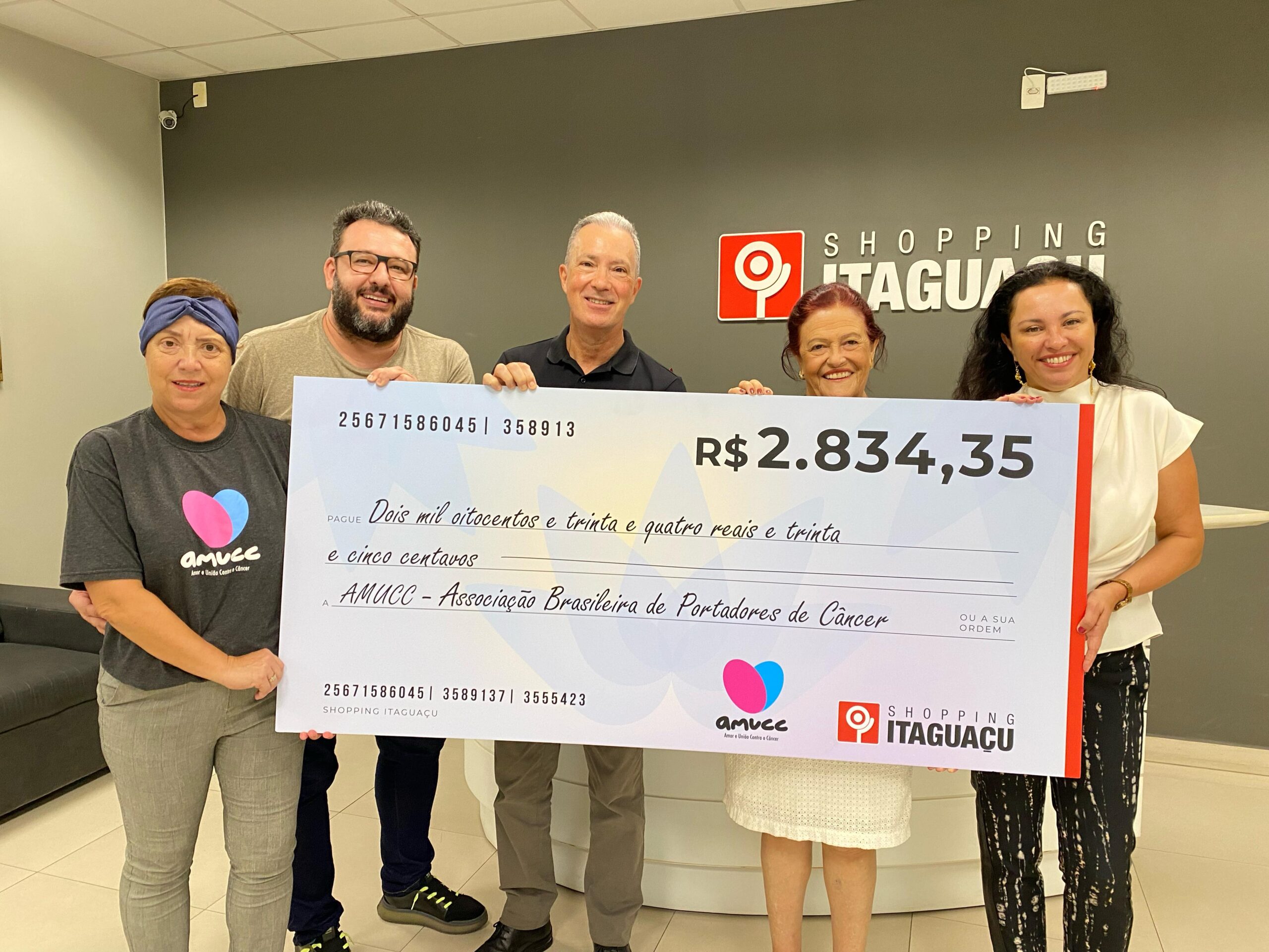 AMUCC recebe doação da Fonte dos Desejos do Shopping Itaguaçu